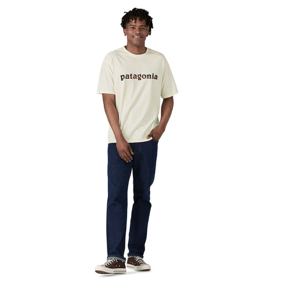 將圖像載入到畫廊查看器中，Patagonia®男款 &amp;#39;73 Text Logo Organic T-Shirt
