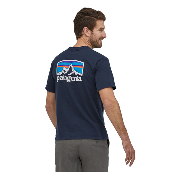 Patagonia®男款 Fitz Roy Horizons Responsibili-Tee®