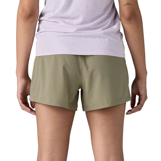 將圖像載入到畫廊查看器中，Patagonia®女款 Terrebonne Trail Shorts
