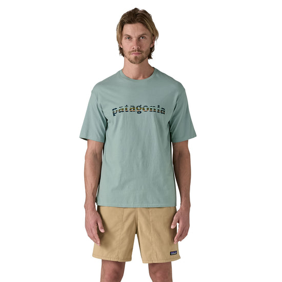 將圖像載入到畫廊查看器中，Patagonia®男款 &amp;#39;73 Text Logo Organic T-Shirt
