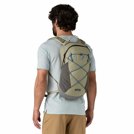 將圖像載入到畫廊查看器中，Patagonia® Terravia Pack 14L
