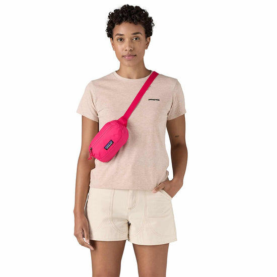 將圖像載入到畫廊查看器中，Patagonia® Terravia Mini Hip Pack 1L
