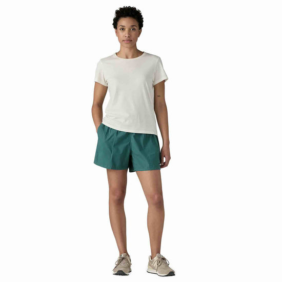 將圖像載入到畫廊查看器中，Patagonia®女款 Funhoggers Cotton Shorts - 4&amp;quot;
